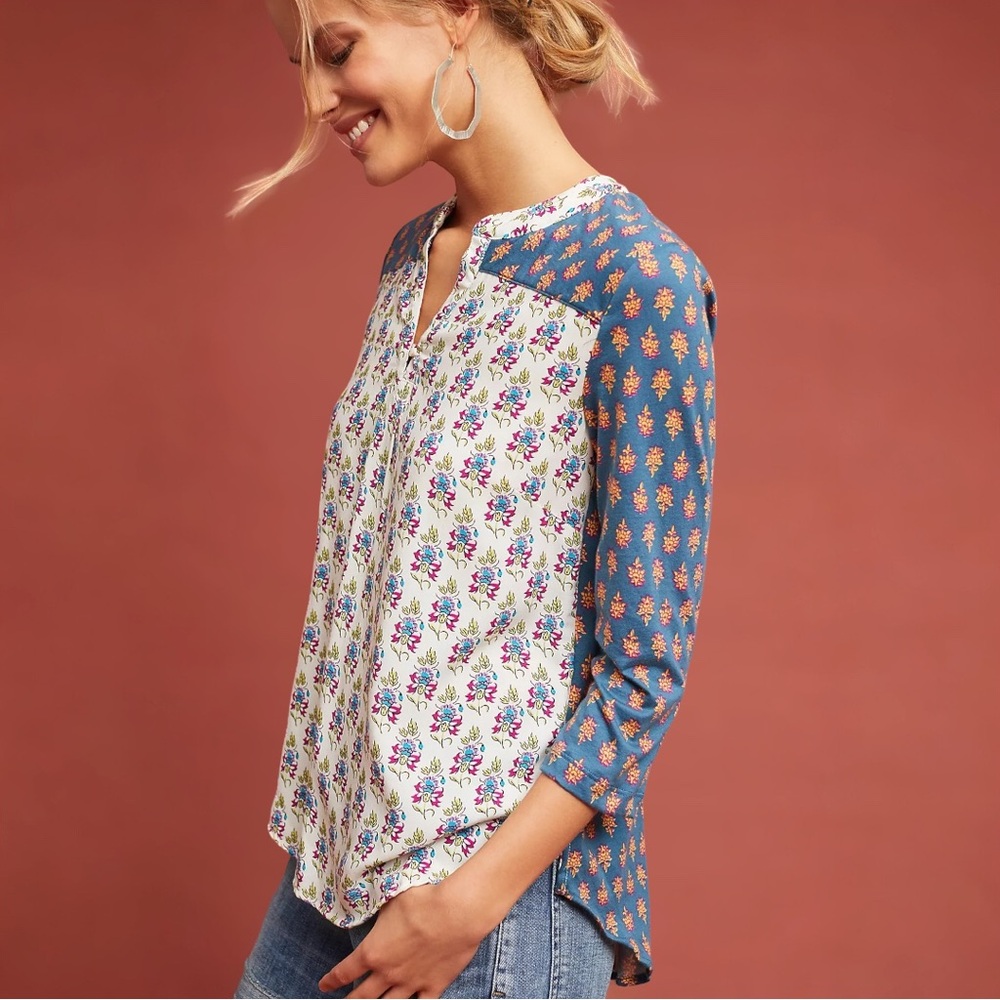 Anthropologie Blue and White Floral Blouse - Picture 3 of 12